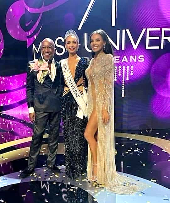 USA's R'Bonney Gabriel is Miss Universe 2022 with Crystle Stewart-Miss USA 2008
