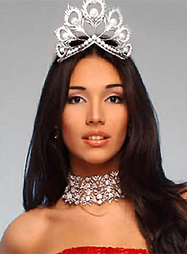 Amelia Vega-Miss Universe 2003